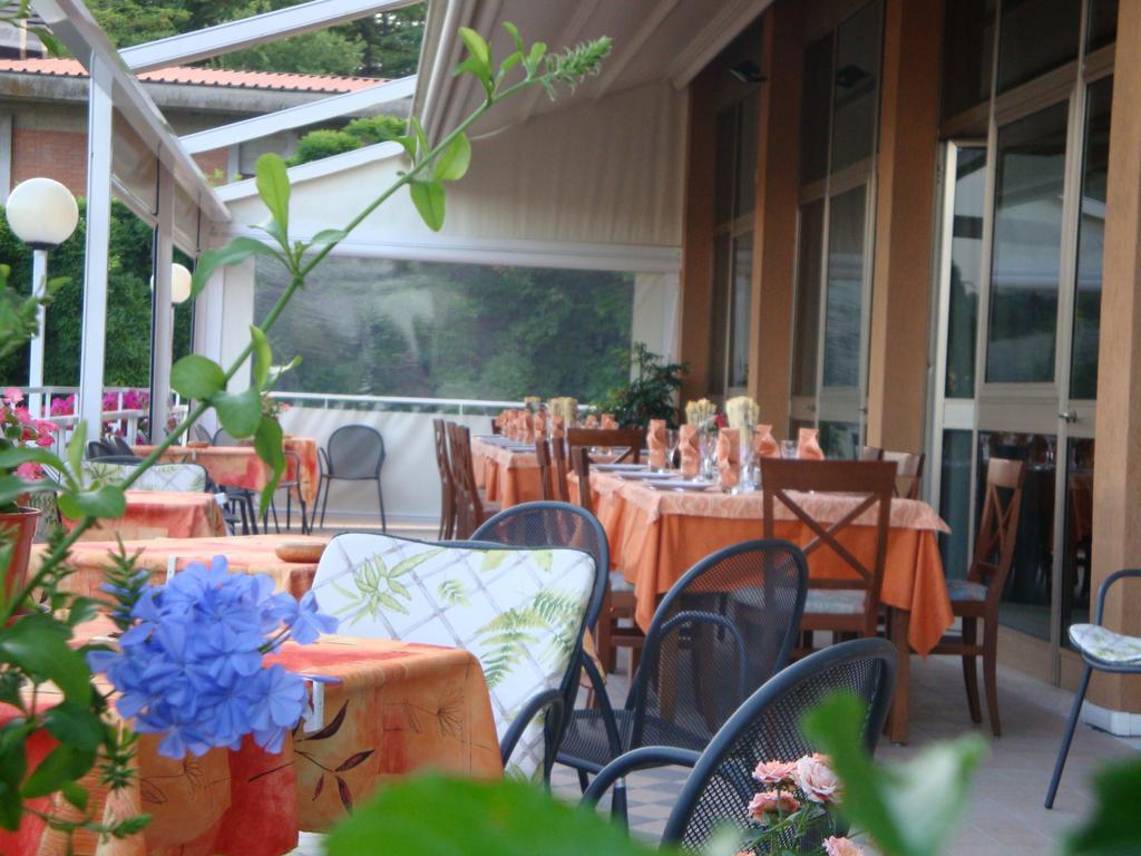 Hotel Garden Ristorante Salsomaggiore Terme Ngoại thất bức ảnh